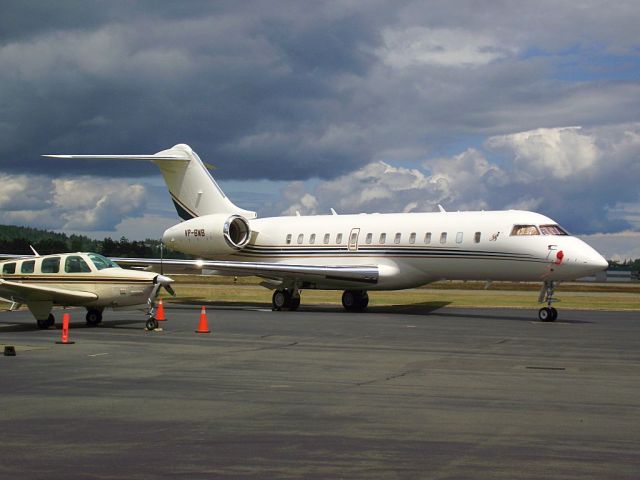 Bombardier Global 5000 (VP-BWB)