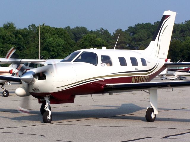 Piper Malibu Mirage (N110ST) - Derek taxiing SkyTechs old Malibu