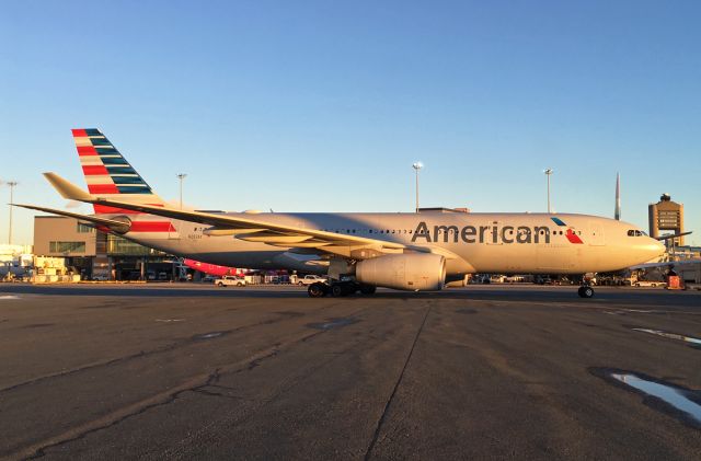 Airbus A330-200 (N282AY) - 10/13/18