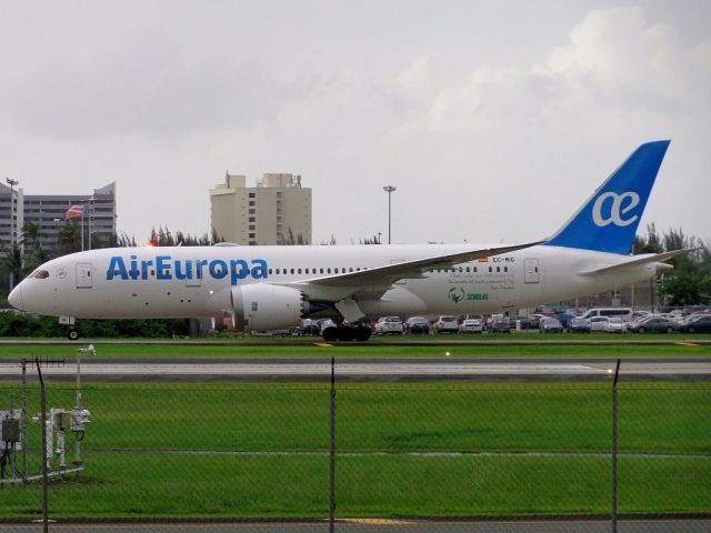 Boeing 787-8 (EC-MIG)