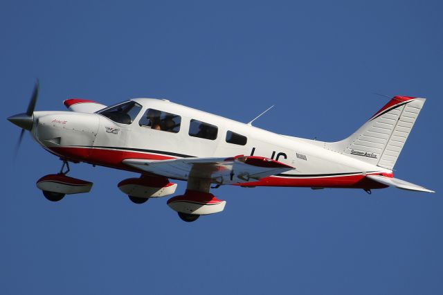 Piper Cherokee (ZK-LJC)