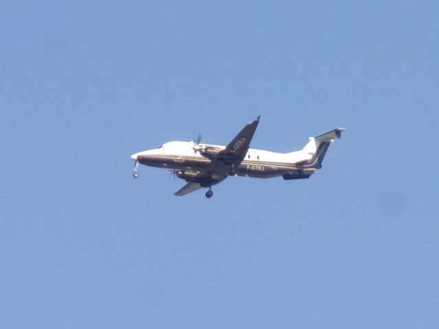 Beechcraft 1900 (F-GTKJ) - Date Photo 02/06/20