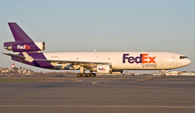 Boeing MD-11 (N605FE) - Heavy cargo