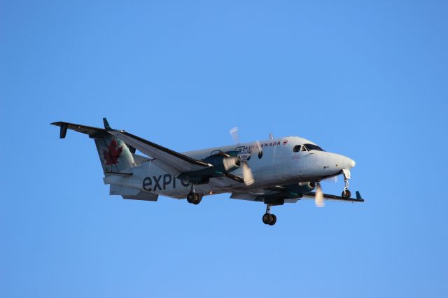 Beechcraft 1900 (C-GWGA)