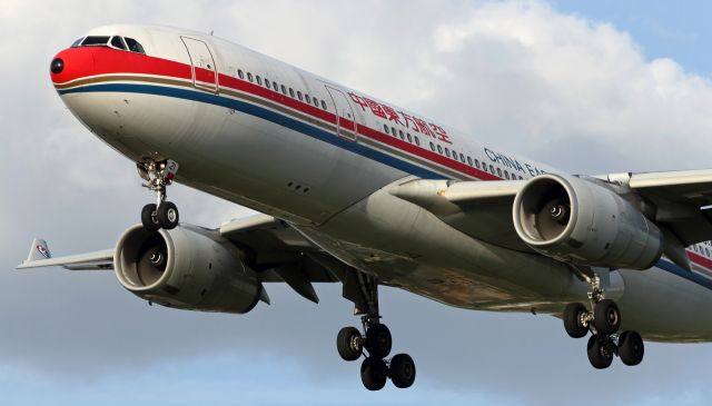 Airbus A330-200 — - A332 approaching LHR.