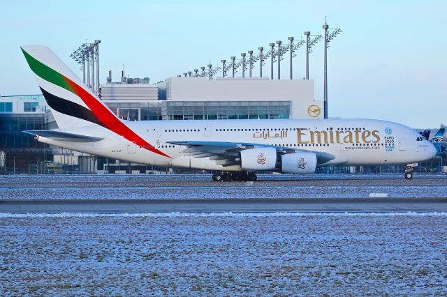 Airbus A380-800 (A6-EDF)