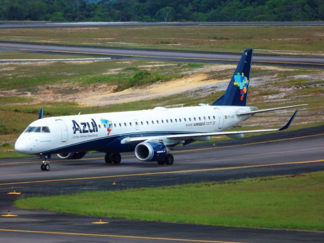 Embraer ERJ-190 (PR-AYE)