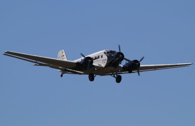 JUNKERS Ju-52/3m (D-CDLH)