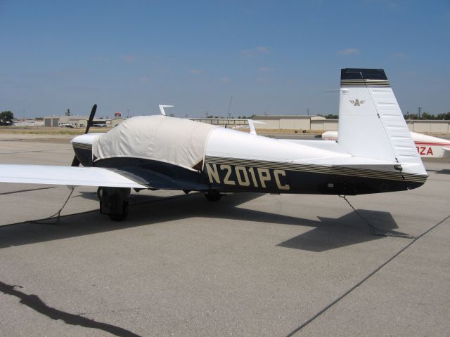 Mooney M-20 (N201PC) - PARKED AT FULLERTON
