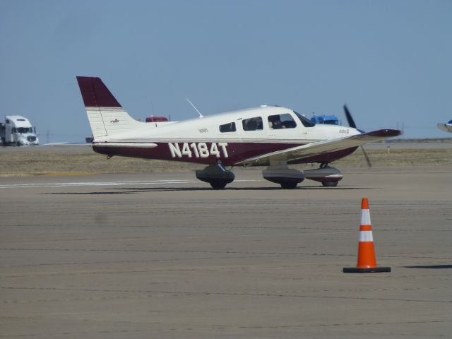 Piper Cherokee (N4184T)