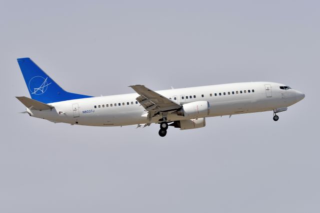 BOEING 737-400 (N803TJ) - 03-12-21