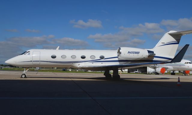 Gulfstream Aerospace Gulfstream IV (N450MB)