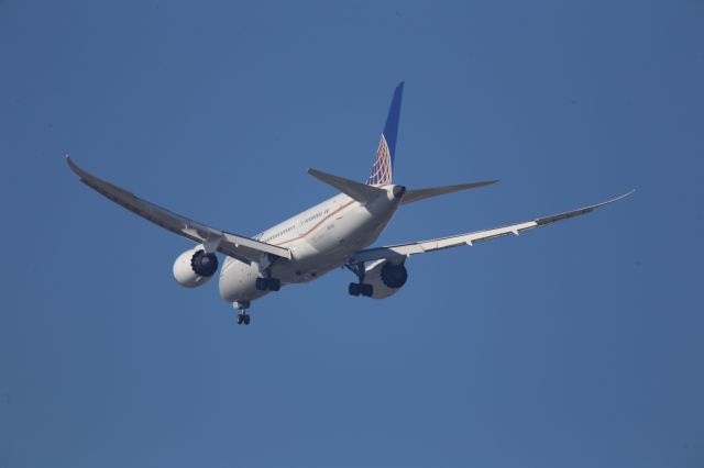 Boeing 787-8 (N27901)