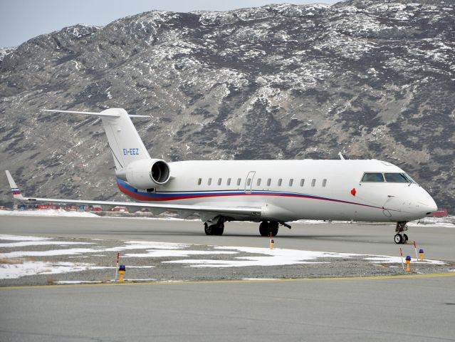 Canadair Challenger (EI-EEZ) - Parked 