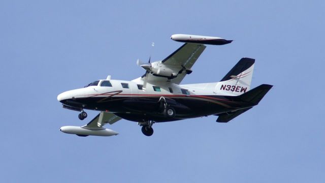 Mitsubishi MU-2 (N33EW) - Dec 9, 2015