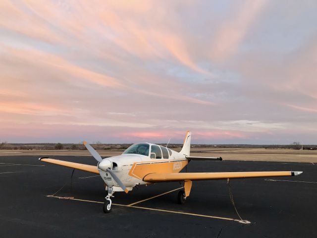 Beechcraft Bonanza (33) (N9590Y) - Stephenville, TX for some Hard Eight BBQ.