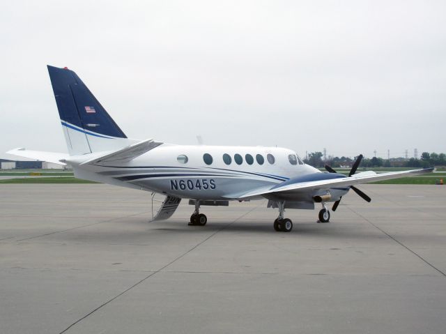 Beechcraft King Air 100 (N6045S)