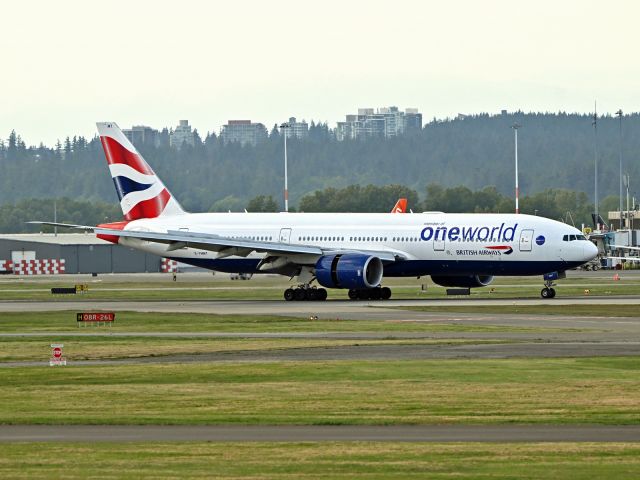 Boeing 777-200 (G-YMMT)
