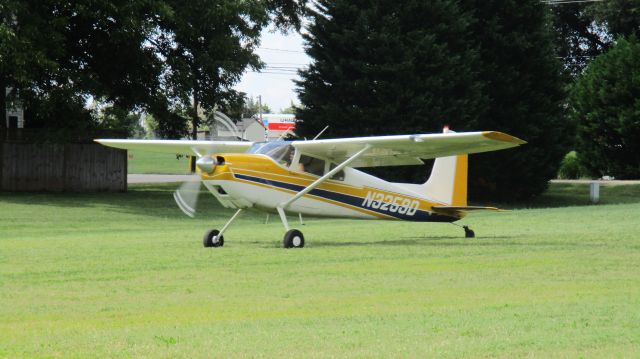 Cessna Skywagon 180 (N3259D) - This 55 Cessna 180 is NOT carrying a U-Haul.  Miller Air Park Fly-In, 9/16/17.