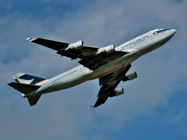 Boeing 747-400 (B-HKE)