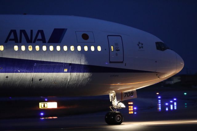 Boeing 777-200 (JA708A) - July 3rd 2017:HKD-HND.