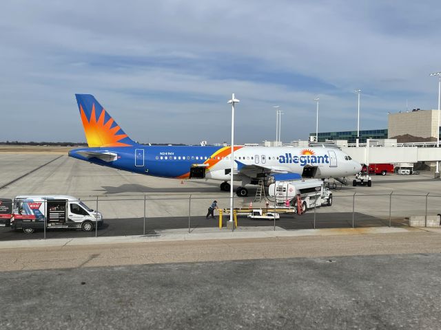 Airbus A320 (N241NV) - A beautiful Allegiant A320 prepping for a flight to Orlando!  Date - February 21, 2022