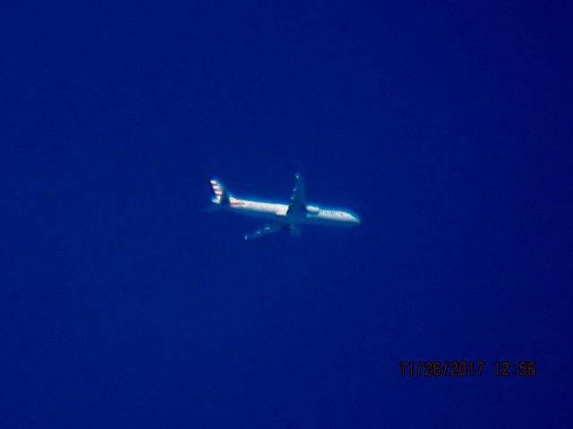 Airbus A321 (N188UW)