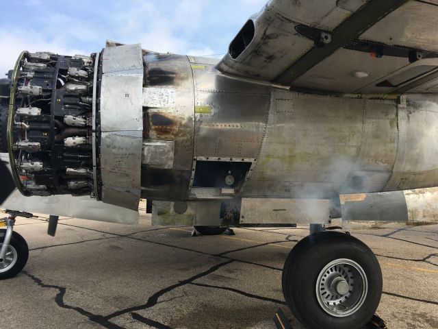 N4988N — - Running "Mona" our No 1. Final run checks, closing in on first flight later this week.