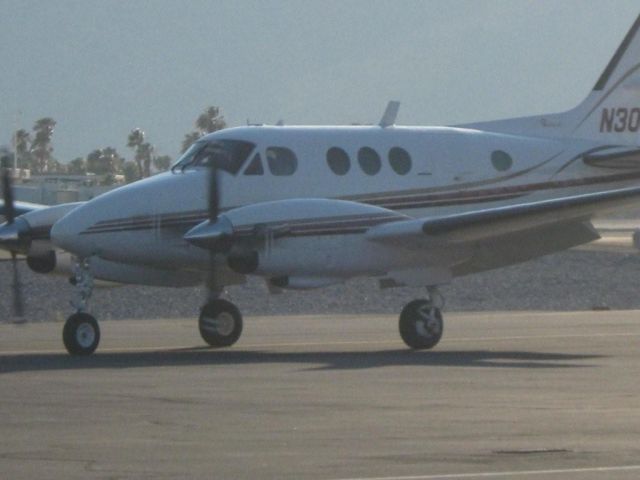 Beechcraft King Air 90 (N30CV)