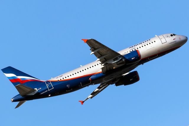 Airbus A320 (VP-BWF)