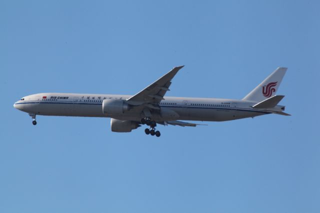 BOEING 777-300ER (B-2089)