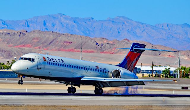 Boeing 717-200 (N922AT) - N922AT Delta Air Lines 2005 Boeing 717-2BD - cn 55050 / 5144 - Las Vegas - McCarran International (LAS / KLAS)br /USA - Nevada, July 12, 2016br /Photo: Tomás Del Coro