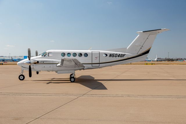 Beechcraft Super King Air 200 (N504GF)