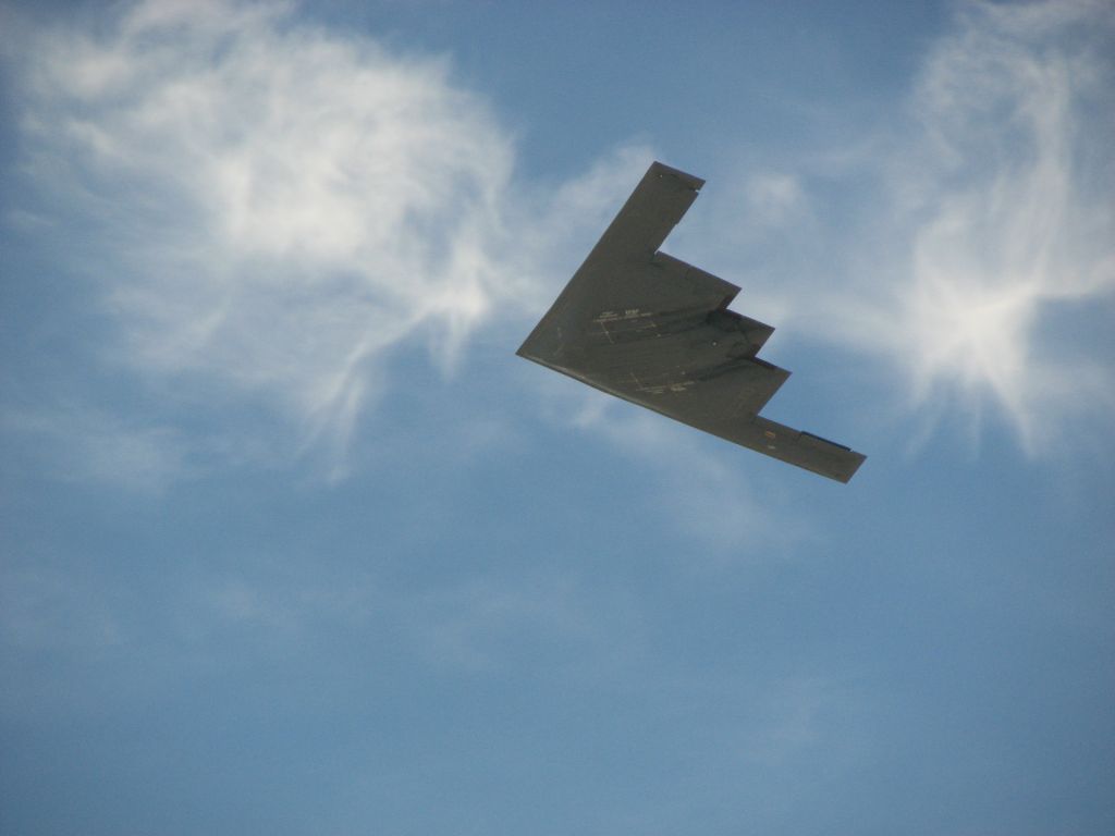 — — - B2 Flyover  Beaufort Airshow 07