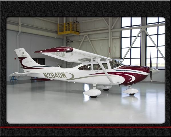 Cessna Skylane (N294DW)