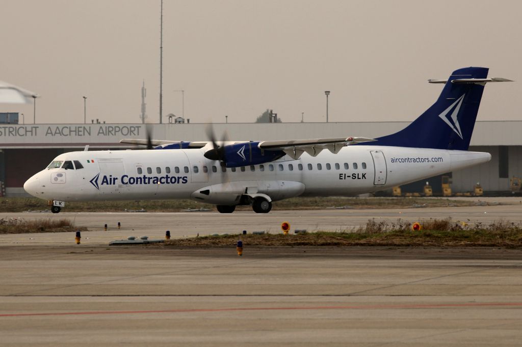 ATR ATR-72 (EI-SLK)