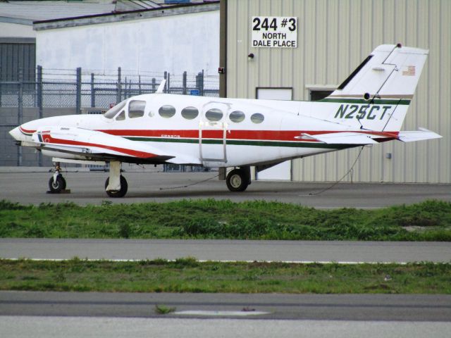 Cessna 421 (N25CT) - On the ramp