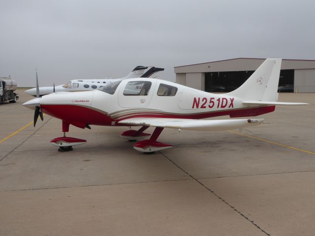 Lancair Columbia 400 (N251DX)