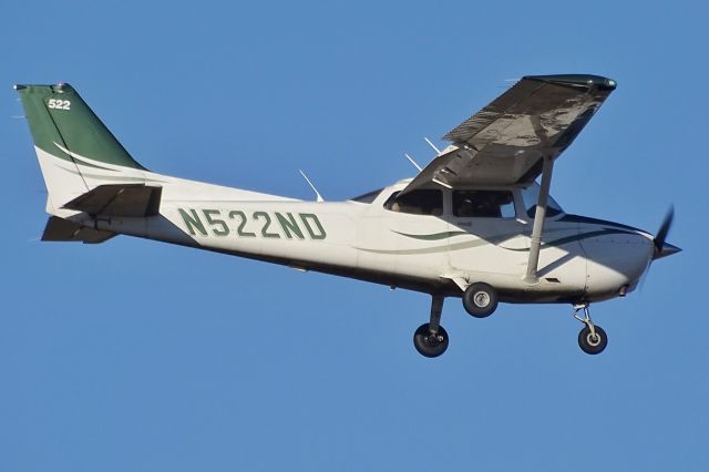 Cessna Skyhawk (N522ND)