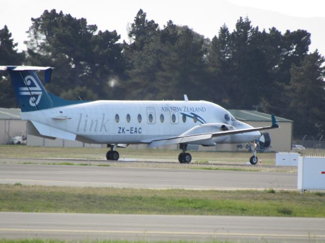 Beechcraft 1900 (ZK-EAC) - Goodbye Air NZ (Eagle Airways) Beech 1900D. We will miss you! :)