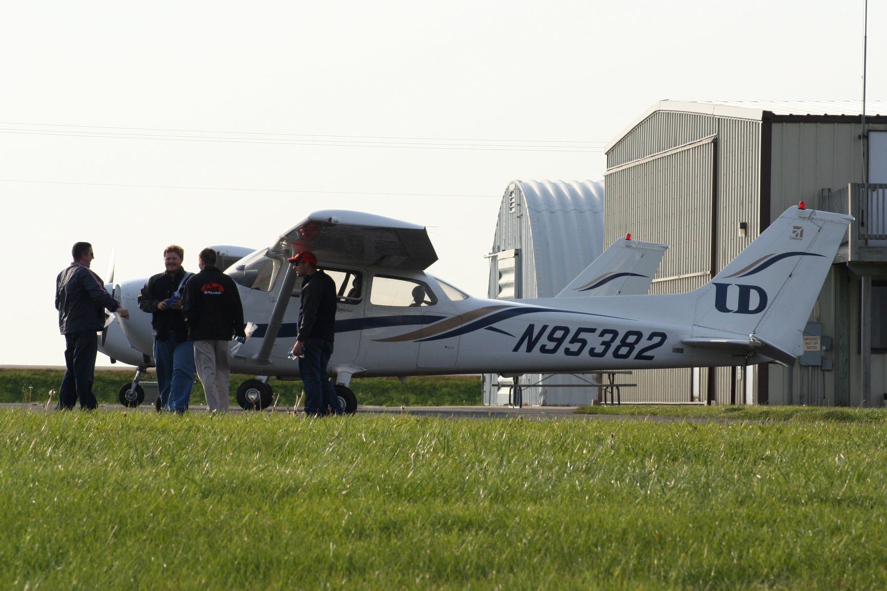 Cessna Skyhawk (N95382)