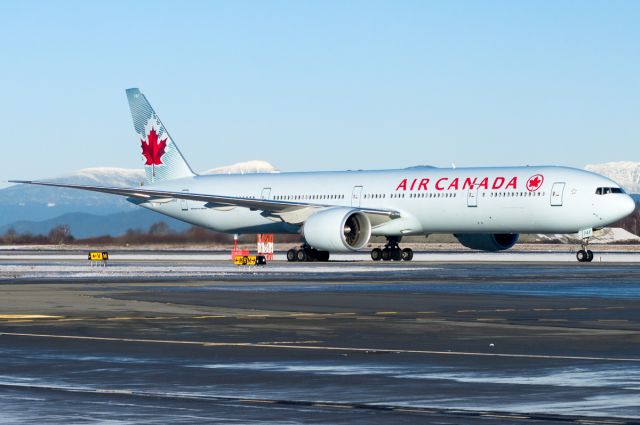 BOEING 777-300ER —
