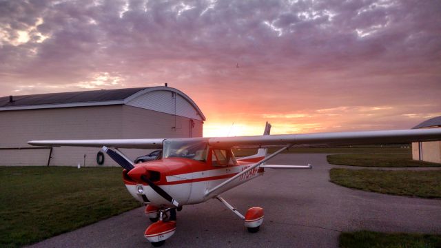 Cessna Commuter (N704WF)