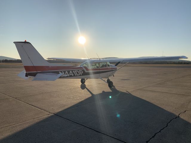 Cessna Skyhawk (N441DP)