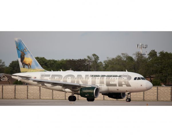 Airbus A318 (N802FR)
