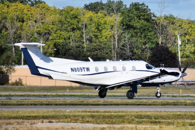 Pilatus PC-12 (N809TW) - N809TW departing Runway 14 at the Buffalo Niagara International Airport to White Plains NY (KHPN) as TJ809