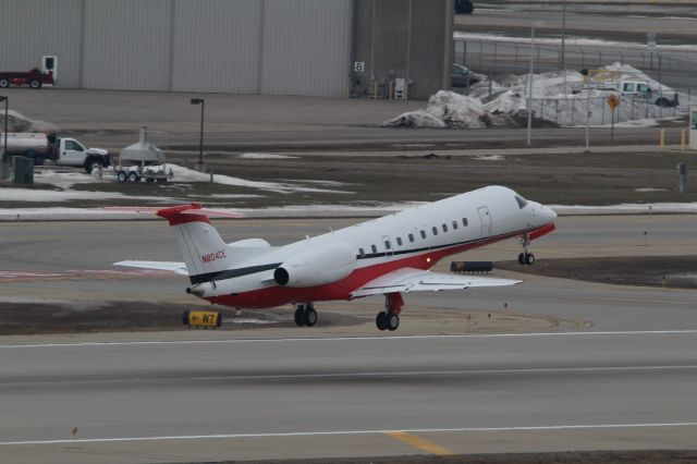 Embraer ERJ-135 (N804CE)