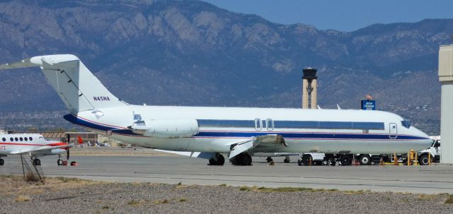 McDonnell Douglas DC-9-30 (N45NA)