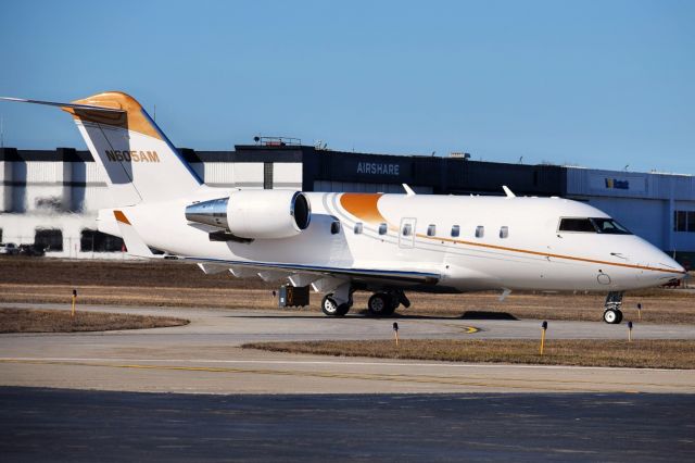 Canadair Challenger (N605AM) - Privately owned Bombardier Challenger 604 arriving into the FBO ramp at the Buffalo Niagara International Airport