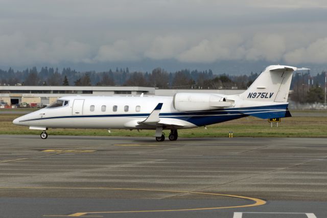 Learjet 60 (N975LV)